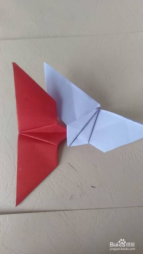 速度最快的纸飞机教程-飞得最快的纸飞机教程慢动作